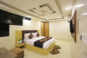 Hotel The Grand Suites Near Delhi Airport